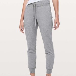 Lululemon Warm Down joggers 28”